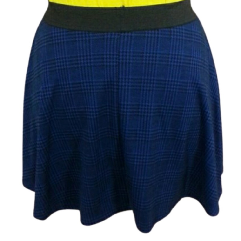 Forever 21+  Mini Skirt. NWOT